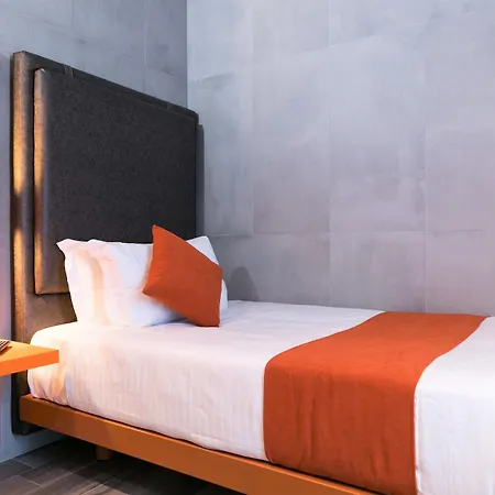 J24 Hotel
