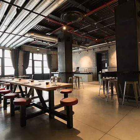 J24 Hotel 4*