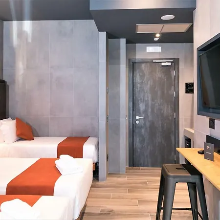 Hotel J24