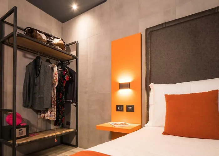 J24 Ξενοδοχείο